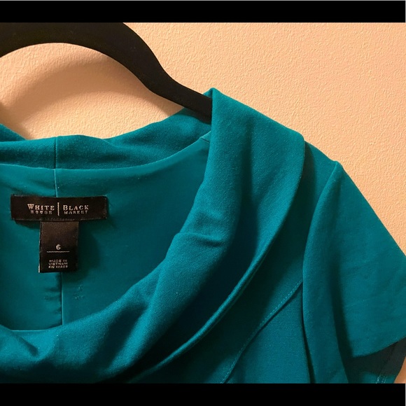 WHBM short sleeve top. - Picture 2 of 7